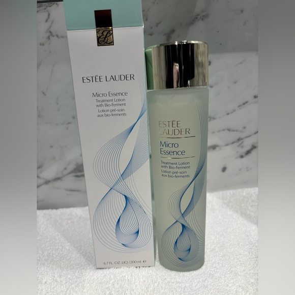 Estee Lauder Micro Essence Treatment Lotion - NIB - Picture 3 of 4